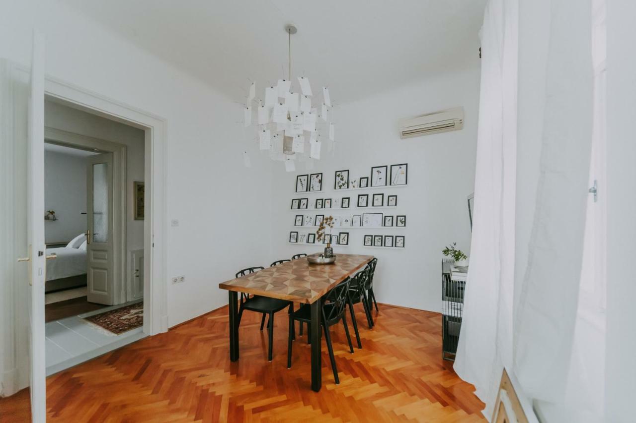 Alloro Boutique Apartment 普拉 外观 照片