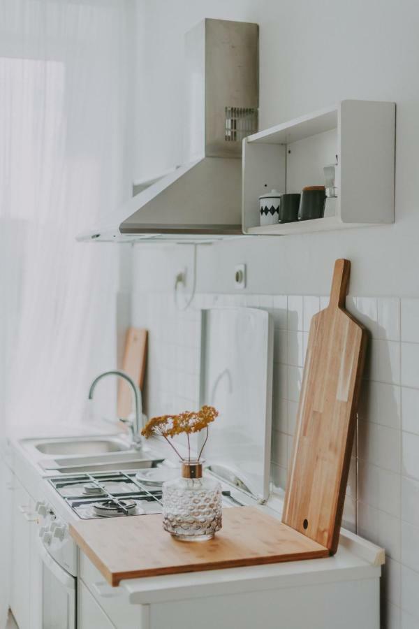 Alloro Boutique Apartment 普拉 外观 照片