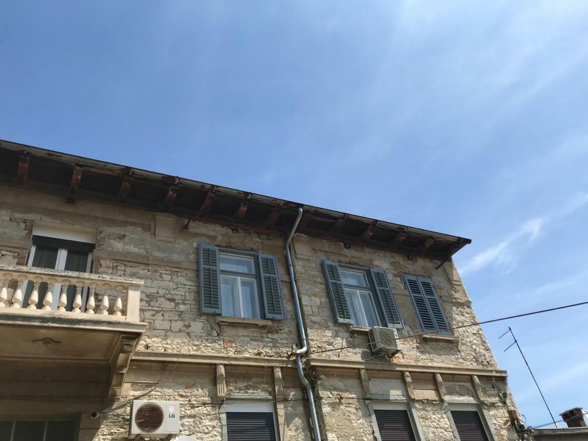 Alloro Boutique Apartment 普拉 外观 照片